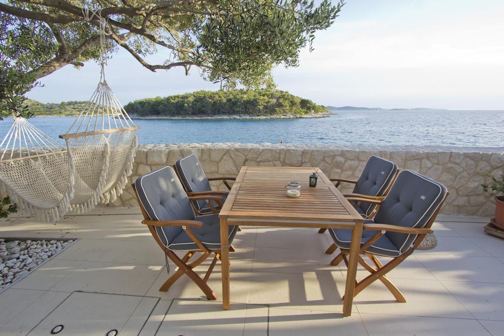 Casa Mano Tribunj With Beach Екстериор снимка