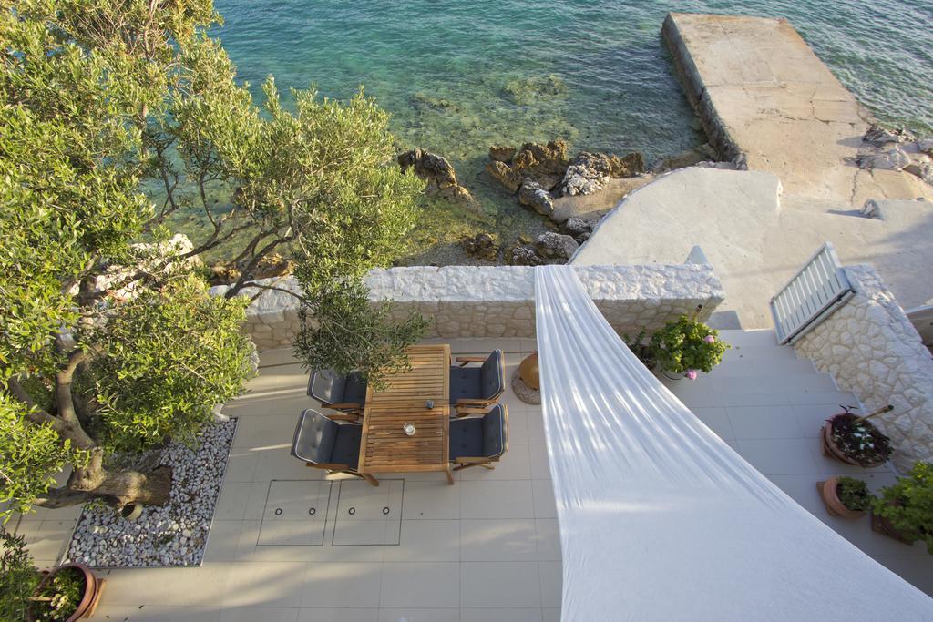 Casa Mano Tribunj With Beach Екстериор снимка