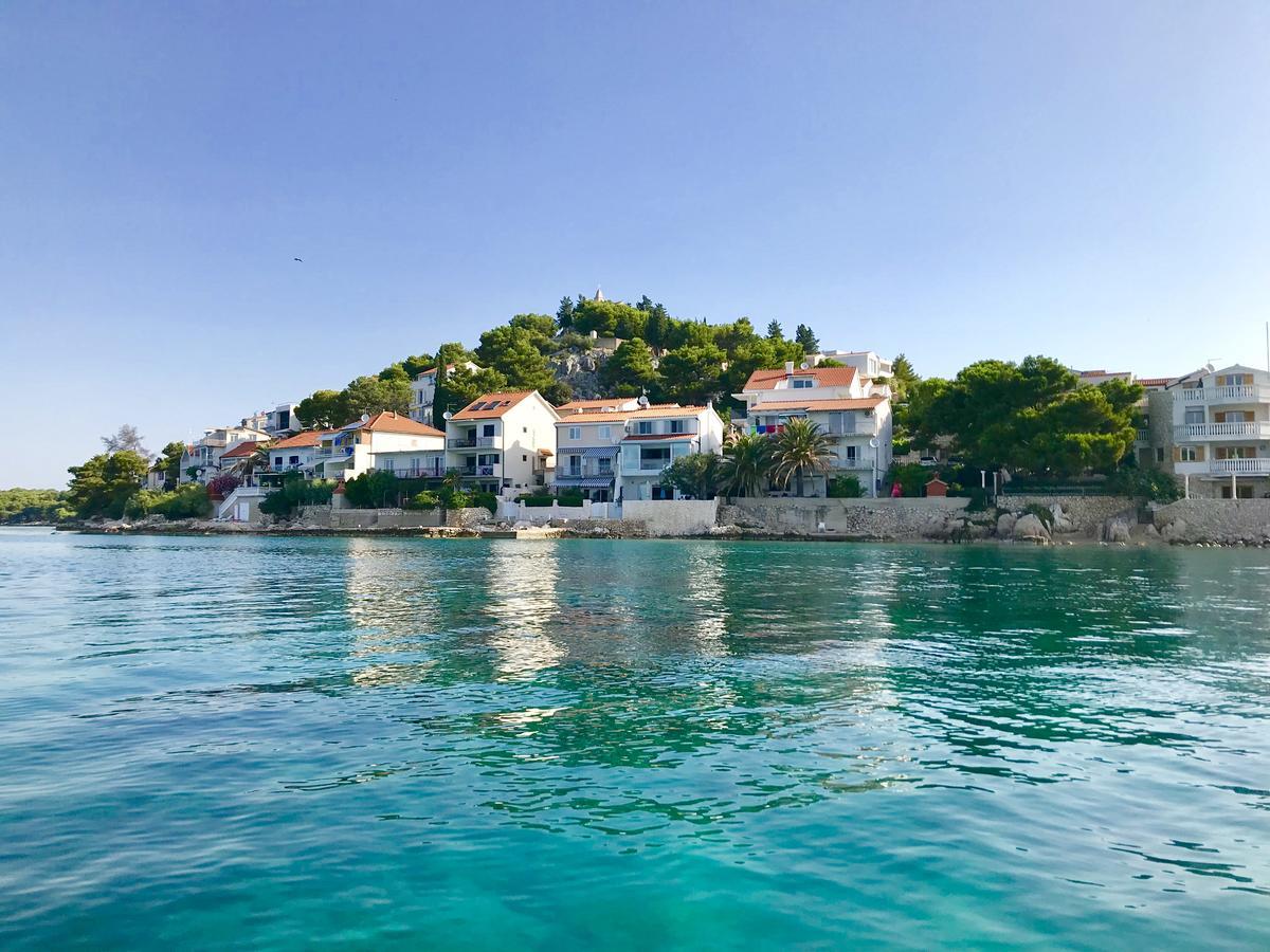 Casa Mano Tribunj With Beach Екстериор снимка