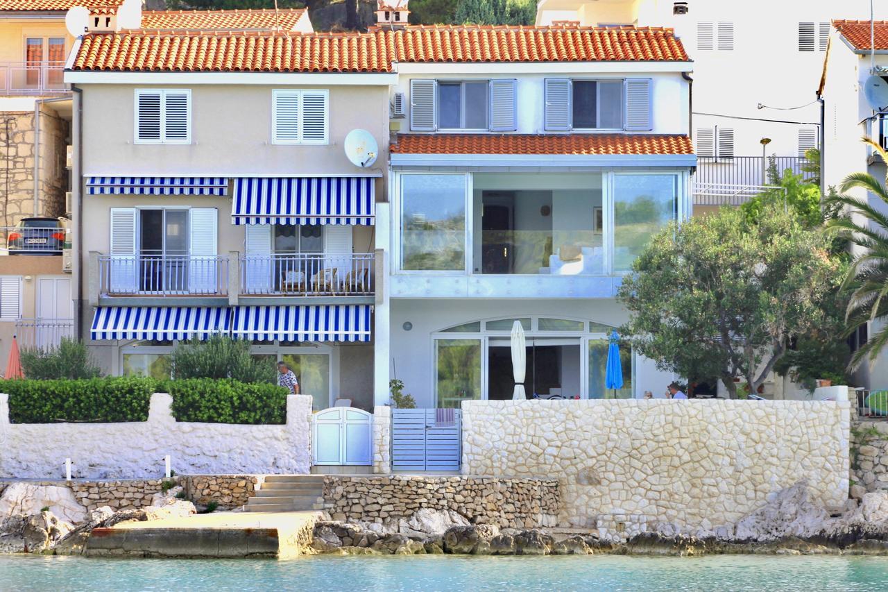 Casa Mano Tribunj With Beach Екстериор снимка